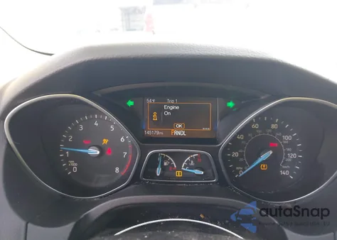 2018 Ford Focus Se z USA, uszkodzony, nr VIN 1FADP3K27JL237359